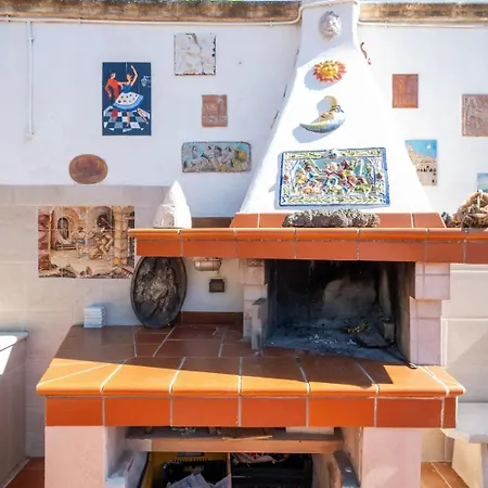 Casa vacanze Tritone In Luxury With Shared Pool *