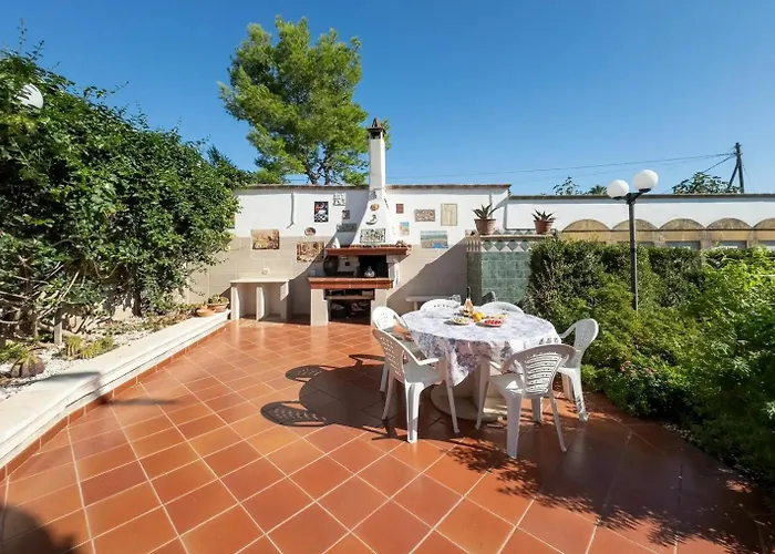 Сasa de vacaciones Tritone In Luxury With Shared Pool