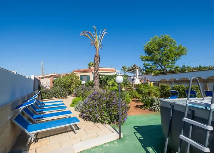 Сasa de vacaciones Tritone In Luxury With Shared Pool Torre Lapillo