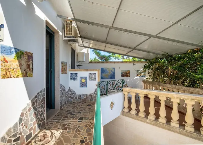 Tritone In Luxury With Shared Pool * Torre Lapillo