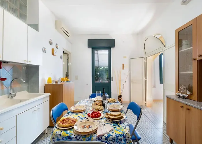 Tritone In Luxury With Shared Pool