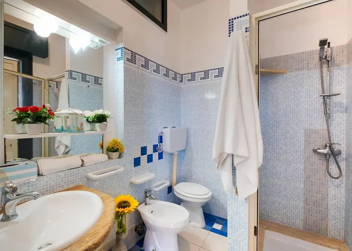 Tritone In Luxury With Shared Pool *