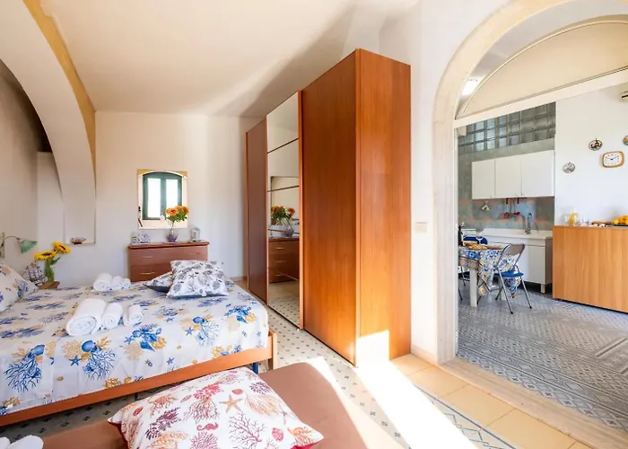 Tritone In Luxury With Shared Pool * Torre Lapillo