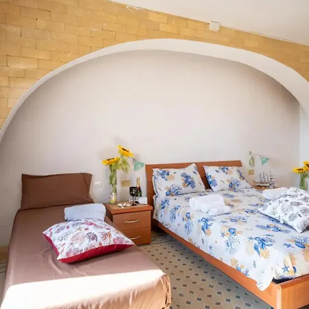 Tritone In Luxury With Shared Pool Torre Lapillo