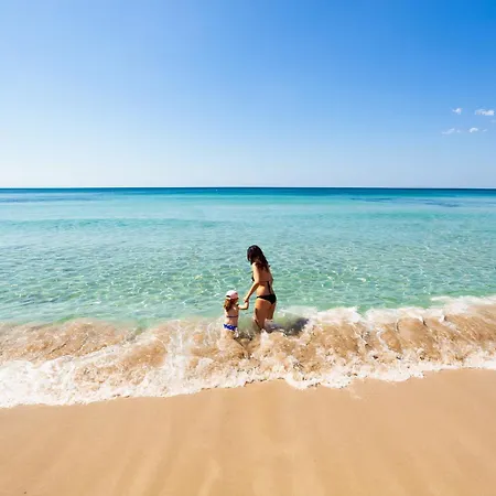 Tritone In Luxury With Shared Pool *